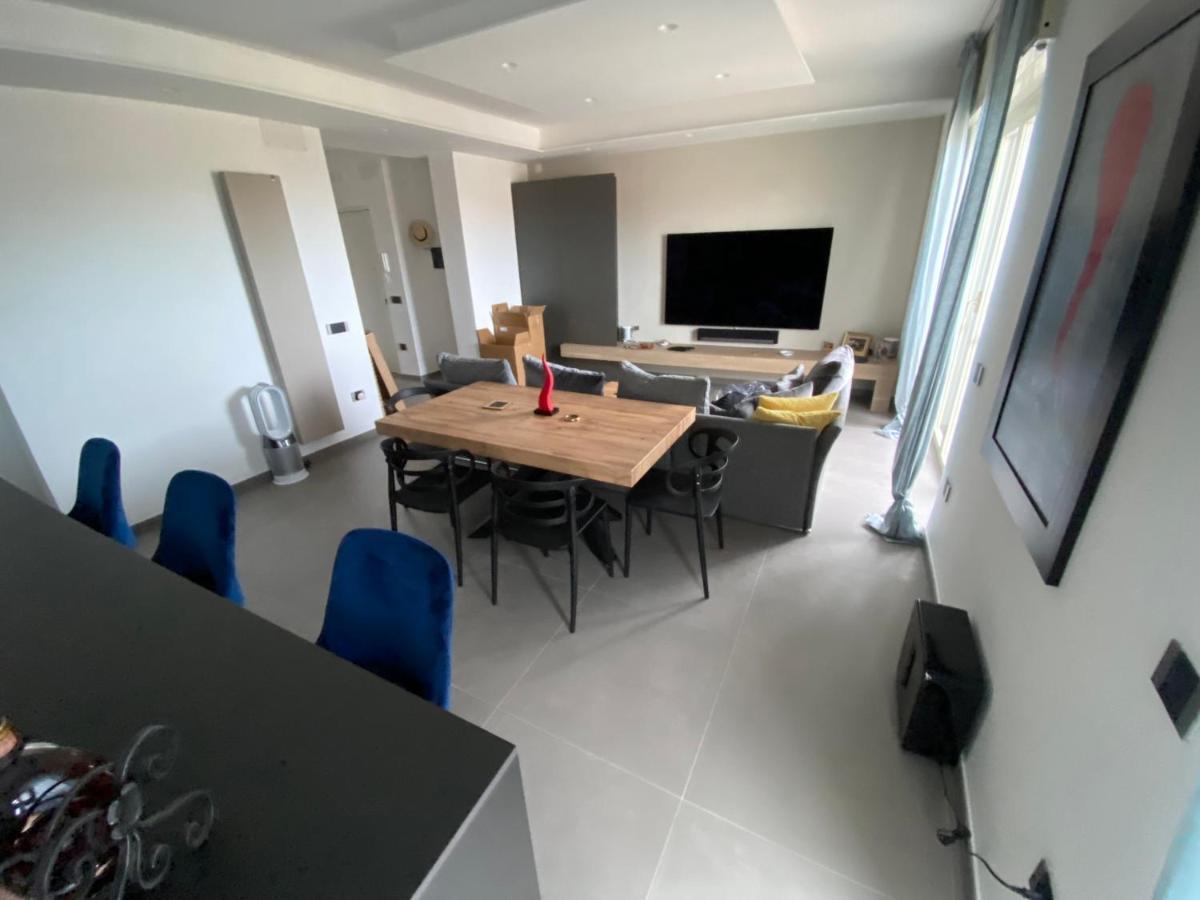 Modern And Luxury Loft With Free Parking *